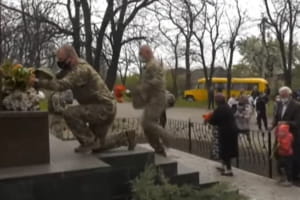 В Донецкой области почтили память погибших во время Второй мировой войны
