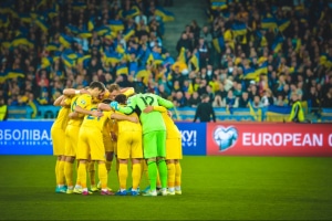 Збірна України зіграє з Північною Македонією: як львівські фани готуються до матчу