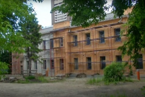 Исторический дом в Бабьем Яру могут отдать в аренду россиянам: как лоббирует проект ОП и как реагирует общество