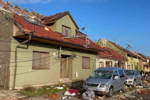 На Чехію обрушився торнадо: зруйновані села, є потерпілі й жертви