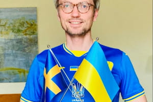 "Слава Україні, Героям слава!": посол Швеції привітав Україну з перемогою: уболівальники влаштували "овації" в коментарях
