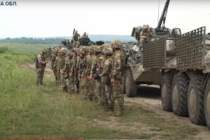 Відпрацьовують наступ, знищення та десантування: як на Львівщині проходять навчання 350 резервістів 