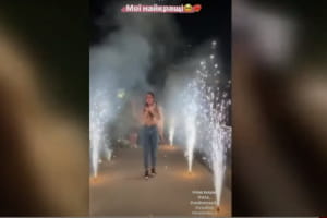 Танці, феєрверки і російська музика: у Львові студентки святкували день народження на Меморіалі Небесної Сотні