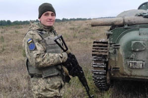 Стало известно имя военнослужащего, погибшего накануне от пули снайпера