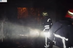 У Запоріжжі горів житловий будинок, 35 осіб евакуювали