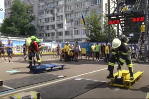 Firefighter Combat Challenge: спасатели из разных уголков Украины съехались на соревнования в Днепр