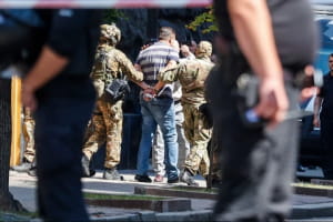 Поліція затримала чоловіка, який погрожував підірвати Кабмін