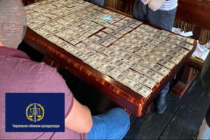 На Черкащині затримали керівника державного підприємства за підозрою в отриманні $40 тис. хабара