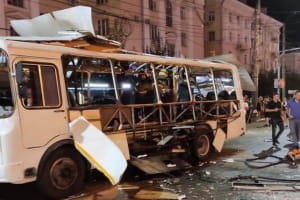 В России в Воронеже взорвался маршрутный автобус  – одна женщина погибла, 18 пострадавших
