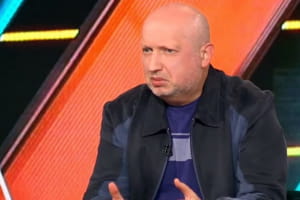 "Ми втрачаємо час, до армії треба повернутися обличчям": Турчинов про ставлення влади Зеленського до ЗСУ