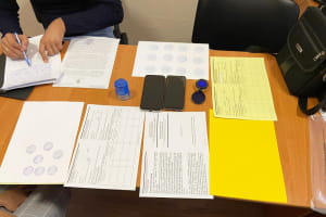 COVID-сертифікат за 6 тис.грн: поліція викрила медпрацівницю, яка підробляла дані в базі МОЗ