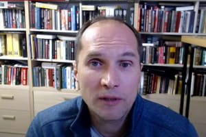 Это власть должна доказывать, что не причастна к покушению на Шефира – Бутусов