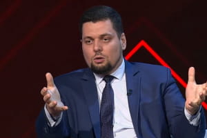 До замаху на вбивство Шефіра може бути причетний Офіс президента – експерт