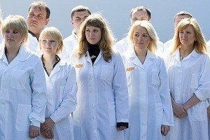 Київських медиків навчать виявляти симптоми хвороби, викликаної вірусом Ебола