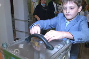 Здай 25 копійок – урятуй життя: Нацбанк та 