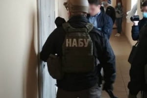 В офис помощника "слуги" Куницкого с обыском пришли следователи НАБУ и САП