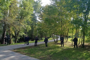 Ради двух лампадок: нацгвардейцы перекрыли Бабий Яр, пока оттуда не уехал Зеленский
