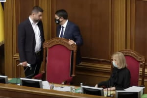 "Маленькі дрібниці, про які соромно говорити": Арахамія зізнався, чому Разумков став неугодний "слугам"