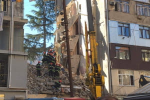 Обвал будинку у Батумі: кількість жертв зросла