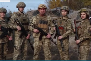 Боронити Батьківщину – це більше, ніж професія: командувач ООС привітав зі святом українських військових