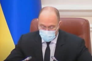 Медичне обладнання для виготовлення вакцин і ліків проти коронавірусу в Україну ввозитимуть без ПДВ – Шмигаль