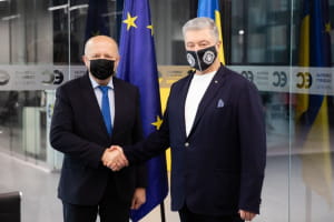 Порошенко на встрече с представителем Европарламента обсудил энергетический шантаж со стороны РФ
