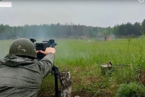 Палит, аж гай гудит: в Украине сделали собственный боеприпас для подствольных гранатометов – подробности