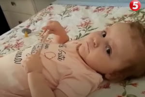 Маленька Вікторія перемогла: закрито збір коштів львів'янці зі СМА