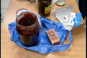 Тротил у банці з варенням: прикордонники затримали чоловіка, який намагався ввезти в Україну вибухівку з окупованого Криму