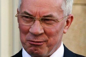 Втікача Азарова запросили у Держдуму