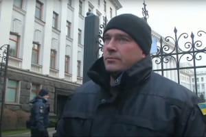 Біля ОП поліція і Нацгвардія заступили на посилене чергування: на Банковій вже були активісти #SaveФОП – включення
