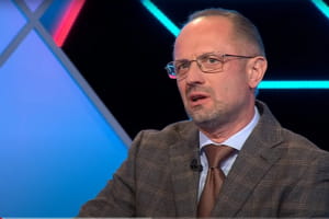 Безсмертний про пресконференцію Путіна: "Він, як тарган, відповзає назад"