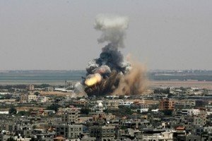 Уряд вирішив невідкладно евакуювати українських громадян із Сектору Газа