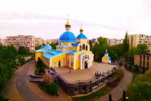 Божественна літургія з храму на честь ікони Божої Матері "Живоносне джерело" – відео