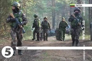 Сікорський може втратити посаду через скандальну заяву про плани Путіна