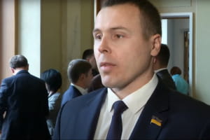 Смертельна стрілянина у Дніпрі: як на ситуацію реагують депутати і президент