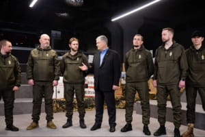 Порошенко запропонував передати 