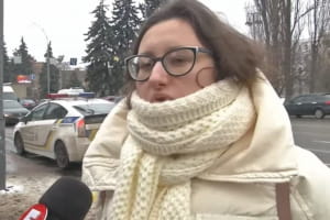 У Запоріжжі дівчину звільнили з бібліотеки, бо та відвідала акцію на підтримку Порошенка