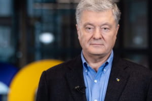 Більшість українців вважають справу проти Порошенка політичним переслідуванням – опитування КМІС
