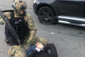 В Киеве полиция задержала группировку, похищавшую людей и вымогавшую у них деньги