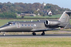 У літака соліста U2 Боно під час польоту відвалилися двері