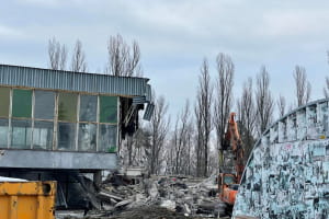 В Киеве на ВДНХ ради Президентского университета уничтожили 8-летнюю общественную инициативу фестиваль "Кураж"