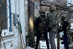 СБУ викрила українців, які організували акти вандалізму над пам'ятником Бандери та в Одеській синагозі