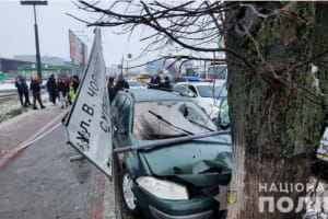 Подростка, въехавшего в пешеходов в Луцке, взяли под стражу