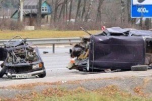 Автомобіль із послом Білорусі у Росії потрапив в аварію, є загиблі