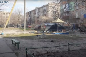 От постоянных обстрелов страдают жители Счастья, спасатели не могут добраться до ТЭС – включение