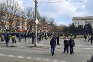 У тимчасово окупованому Херсоні вичерпуються запаси їжі, ліків і палива – міська рада