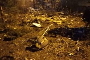 У Києві залишки рашистської ракети спричинили руйнування і пожежу в будинку – загинула жінка (оновлено)