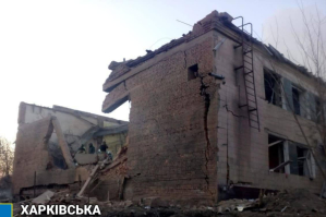 Закрила своїм тілом: під Харковом мати ціною свого життя врятувала 4-річну доньку