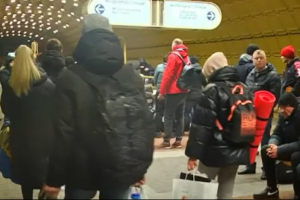 Метрополитен Днепра работает в качестве бомбоубежища: подробности – сюжет